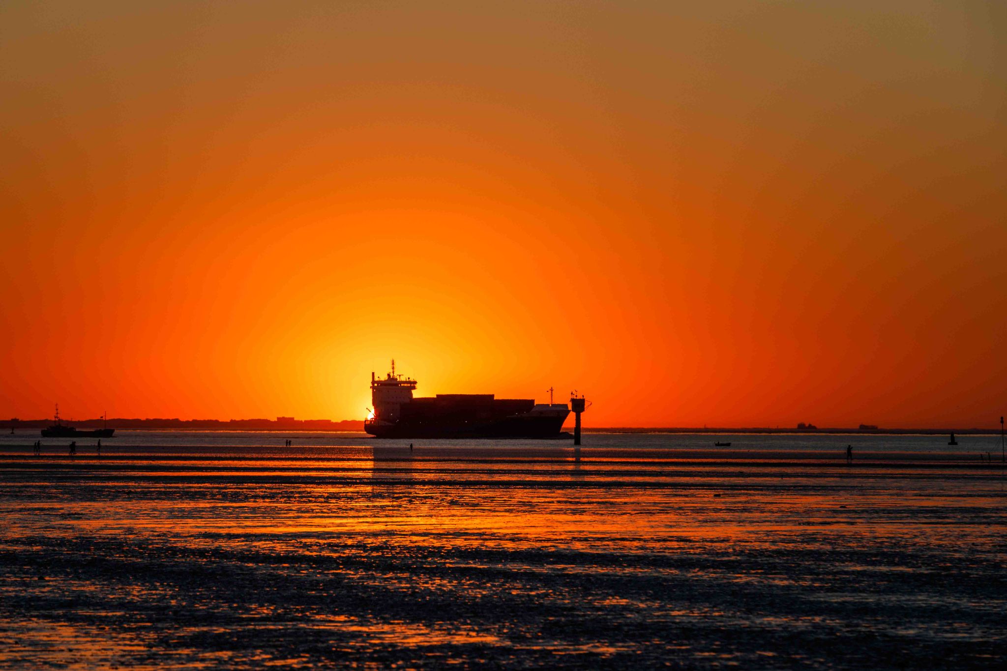Sonnenuntergang an der Elbe